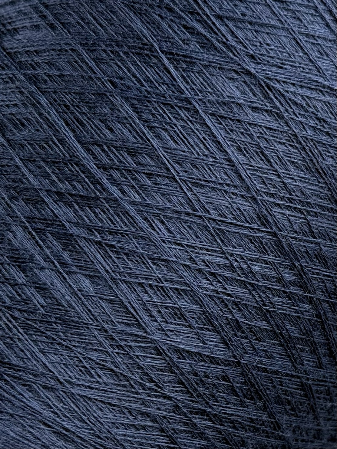 Botto Giuseppe Superzen 2/80 – Filato in merino e seta col. Blu polvere scuro